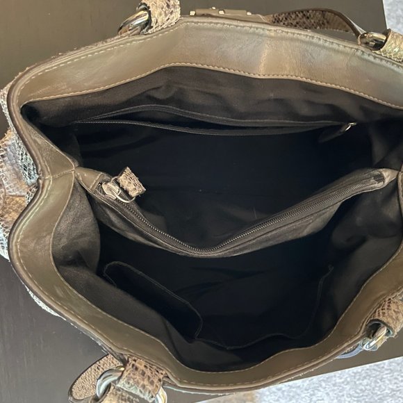 COACH SoHo Beige/Gray Python Embossed Leather Carryall Tote Style no. E1269-F196 - Picture 7 of 8